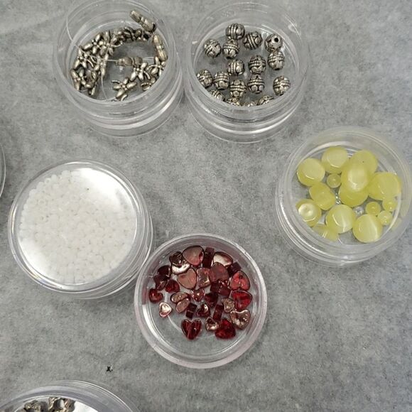 Beads and charms and beads and charms lot - Picture 5 of 11